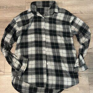 Black&White Flannel Shirt (Size S, oversized fit)